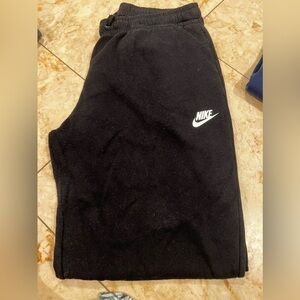 Nike sweatpants color black- size medium- just steam! Good condition